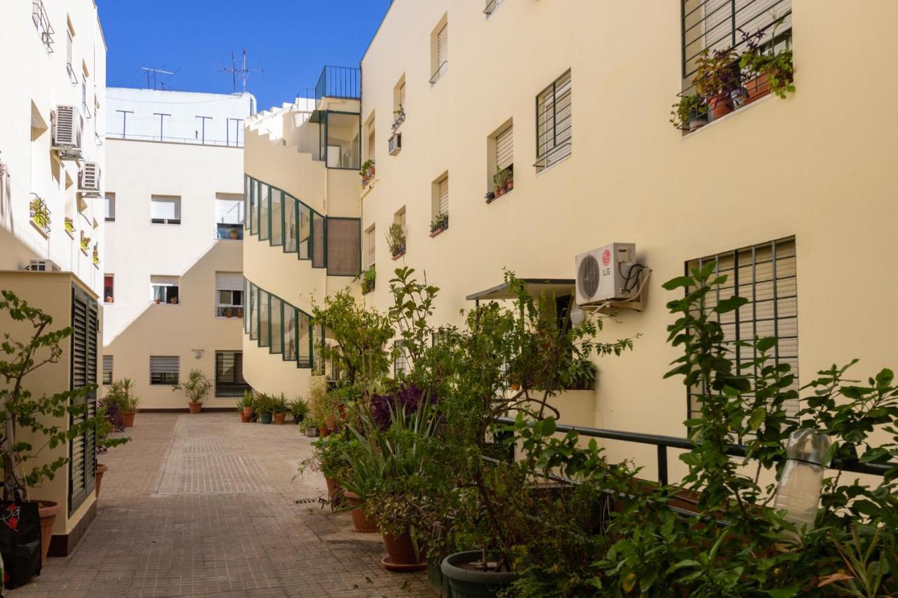 Colours Apartment And Garage Historical Center 4 Pax Sevilla Exteriör bild